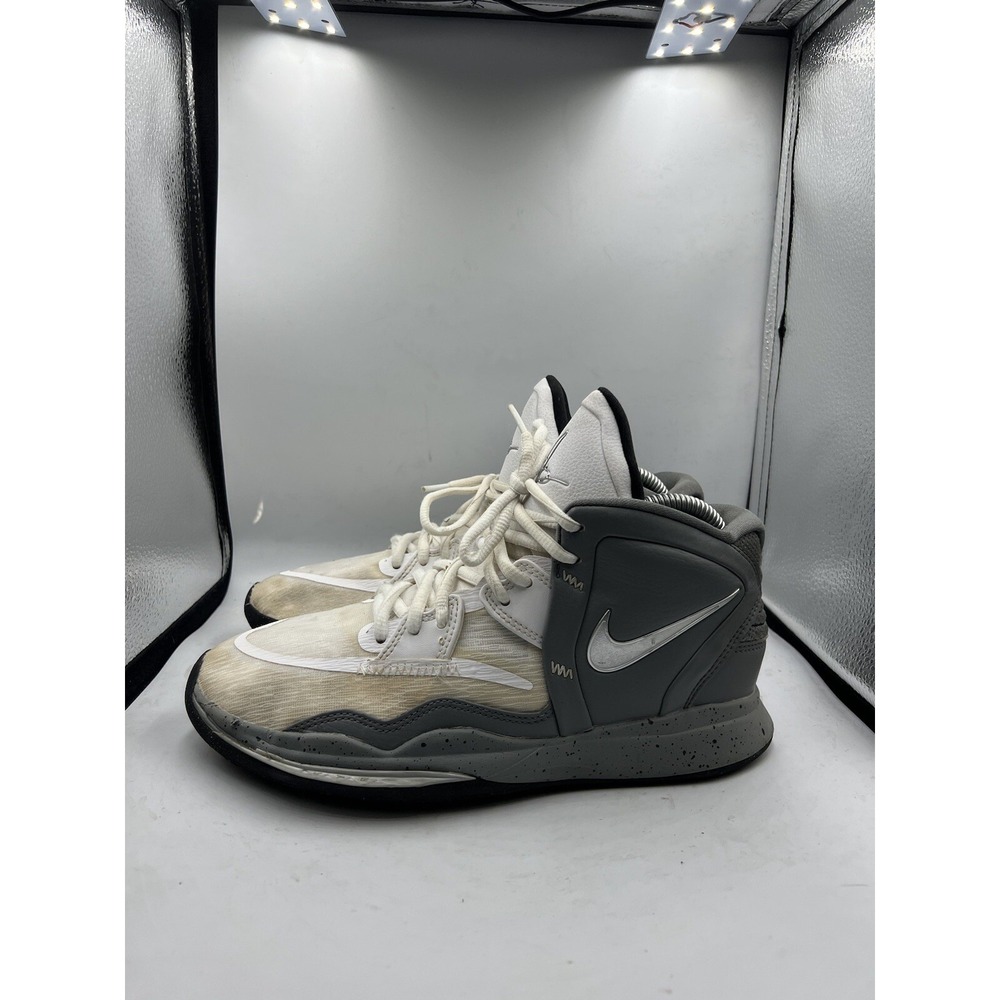 Nike Boys Kyrie Infinity SE DD0335-108 Gray Basketball Shoes Sneakers Size 6.5Y